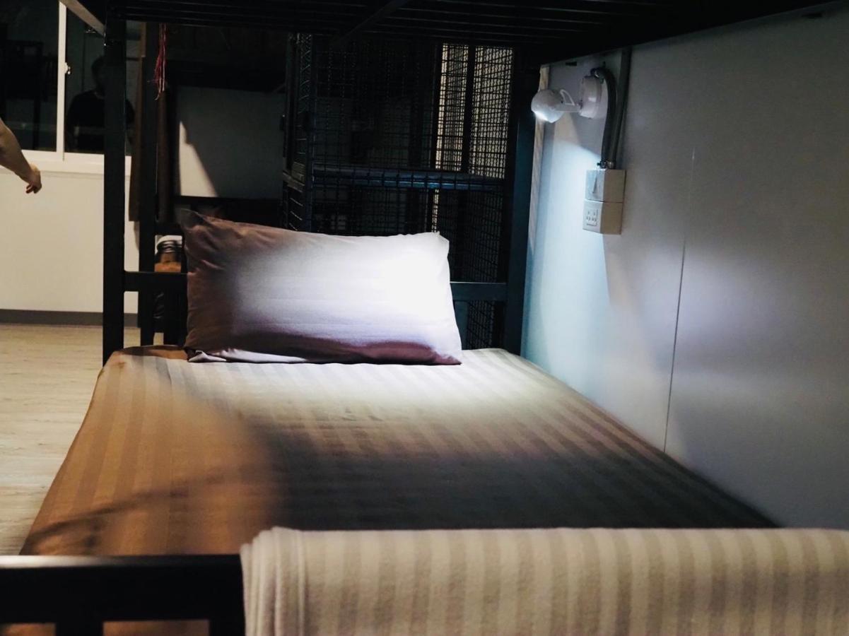 Wild Ones Hostel Bangkok Zewnętrze zdjęcie