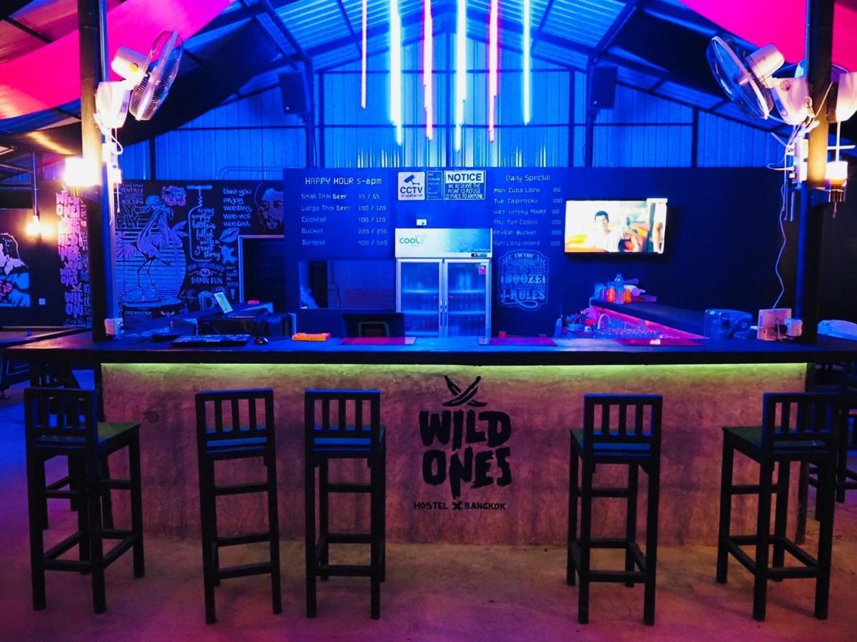 Wild Ones Hostel Bangkok Zewnętrze zdjęcie