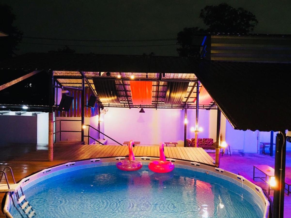 Wild Ones Hostel Bangkok Zewnętrze zdjęcie
