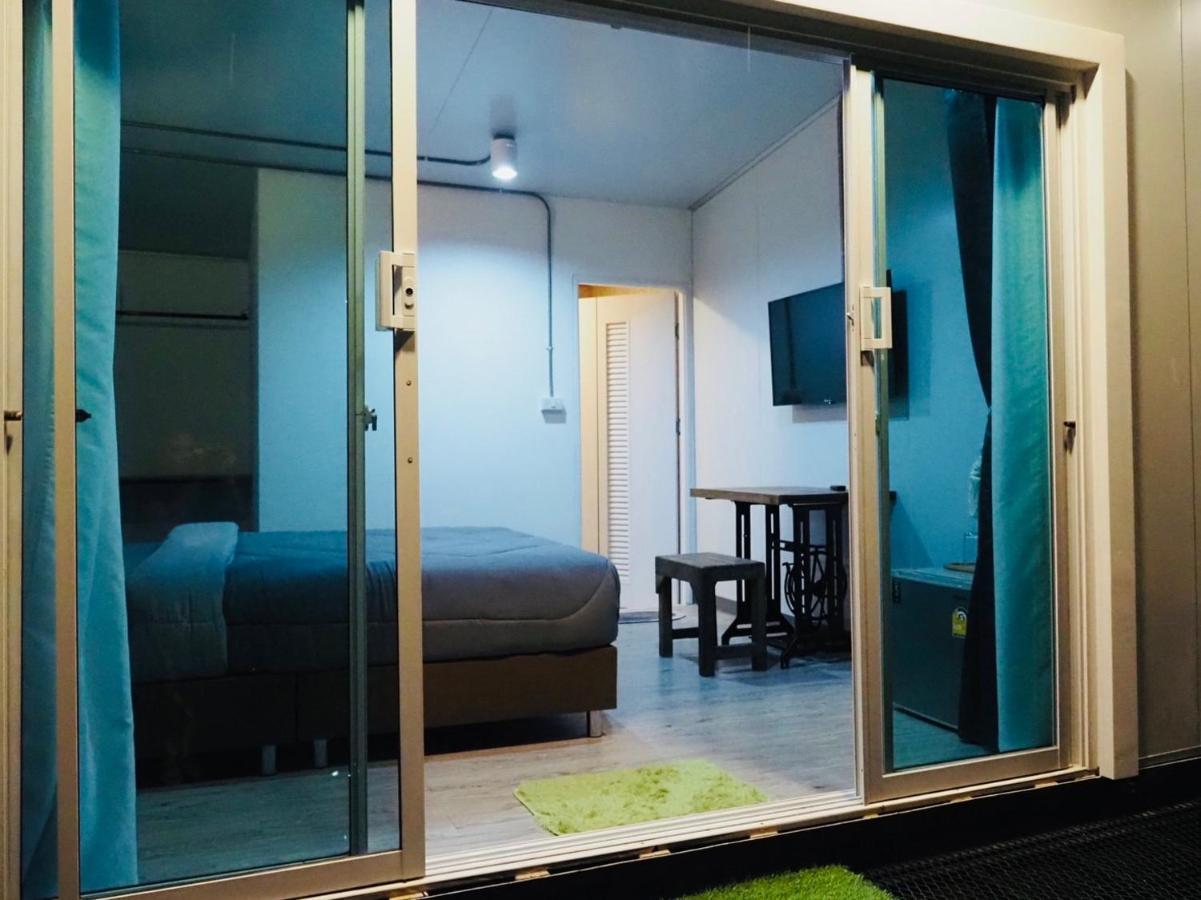 Wild Ones Hostel Bangkok Zewnętrze zdjęcie